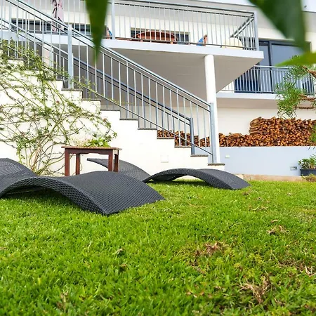 Goncalves * Arco da Calheta (Madeira)