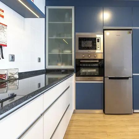 Goncalves Arco da Calheta (Madeira)