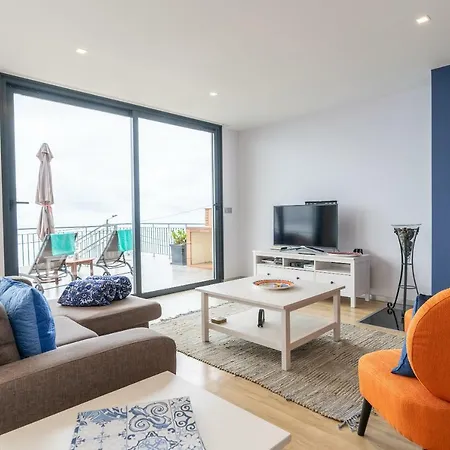 Goncalves Arco da Calheta (Madeira)