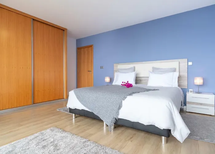 Goncalves Arco da Calheta (Madeira)