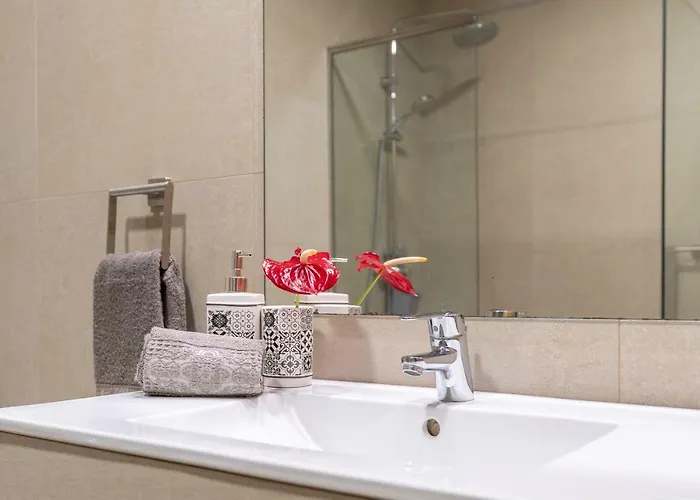 Goncalves * Arco da Calheta (Madeira)